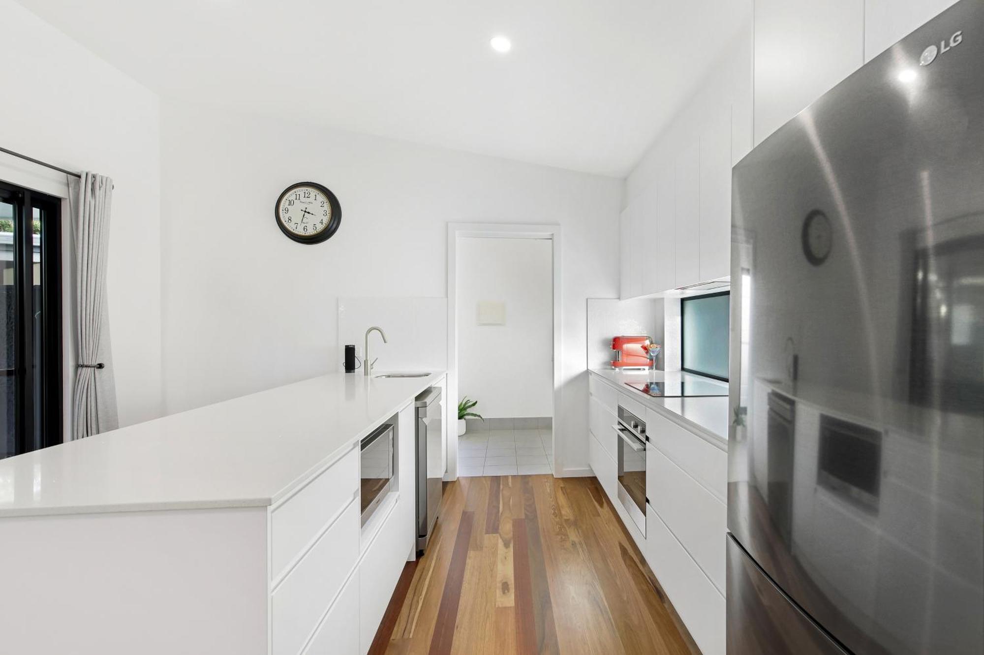 Elvis On Brodie - Luxury Boutique Accommodation คอฟฟ์ฮาร์เบอร์ ภายนอก รูปภาพ